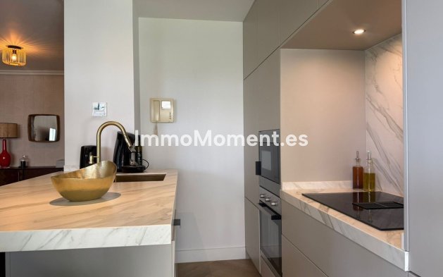 Wiederverkauf - Wohnung - Marbella - Nueva Andalucía