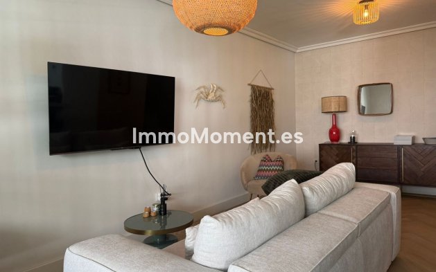 Wiederverkauf - Wohnung - Marbella - Nueva Andalucía