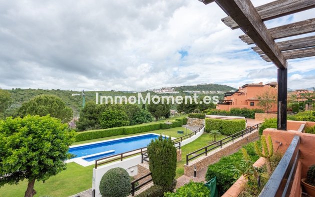 Resale - Apartment - Casares - Casares Centro