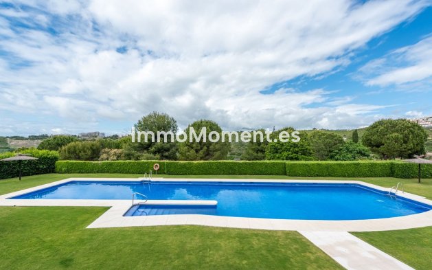 Resale - Apartment - Casares - Casares Centro