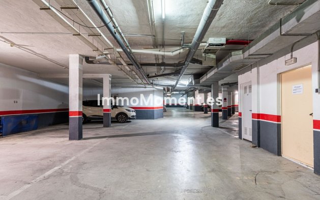 Resale - Apartment - Casares - Casares Centro
