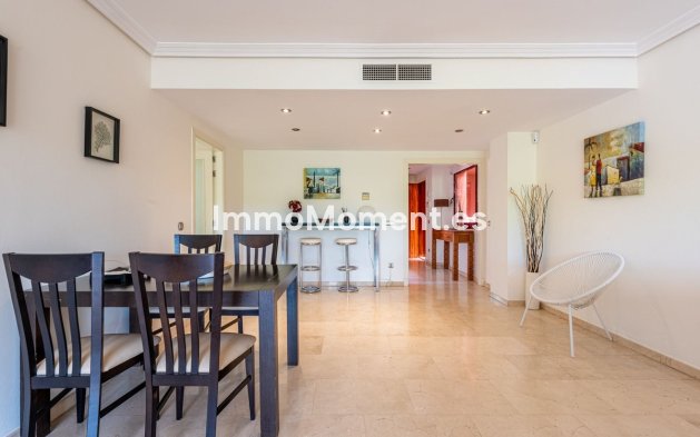 Resale - Apartment - Casares - Casares Centro