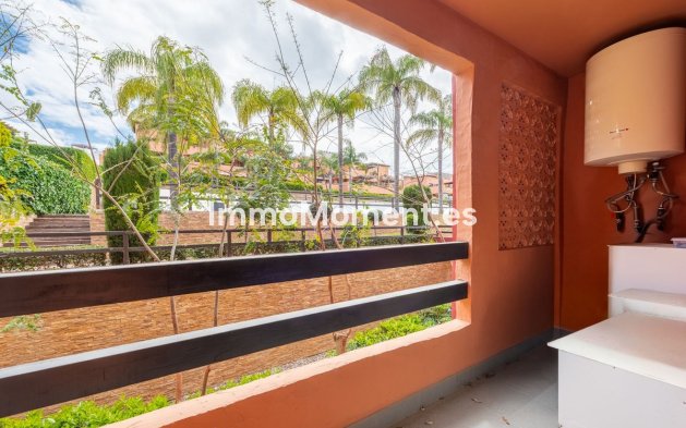 Resale - Apartment - Casares - Casares Centro