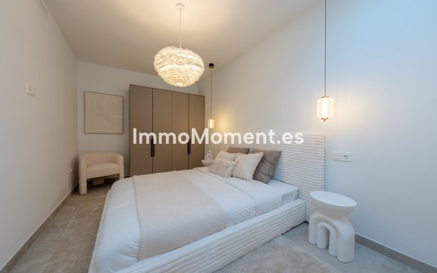 Resale - Townhouse - Marbella - Nueva Andalucía