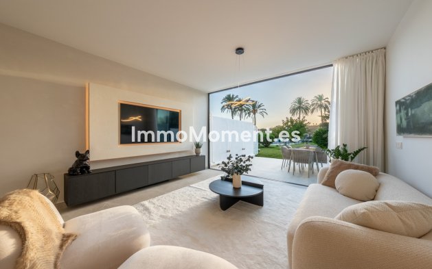 Resale - Townhouse - Marbella - Nueva Andalucía