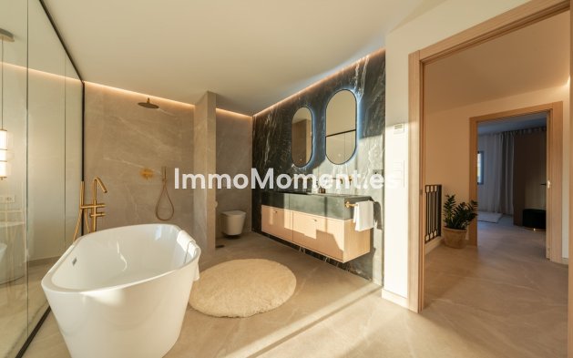 Resale - Townhouse - Marbella - Nueva Andalucía