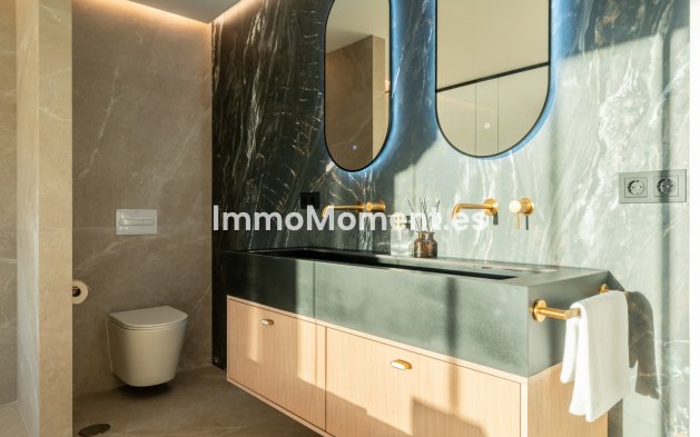 Resale - Townhouse - Marbella - Nueva Andalucía