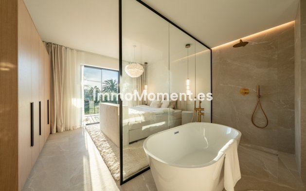 Resale - Townhouse - Marbella - Nueva Andalucía