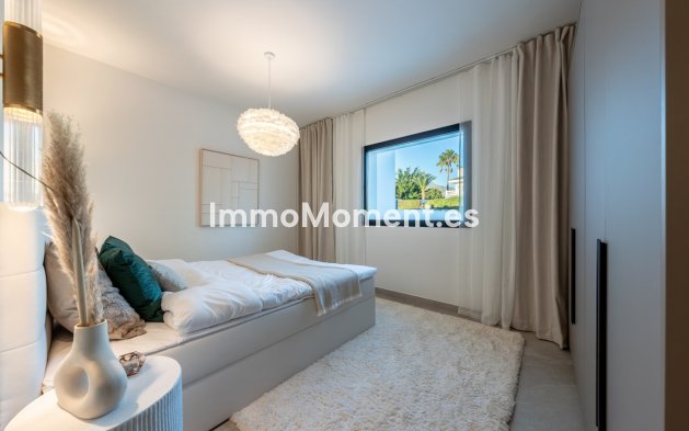 Resale - Townhouse - Marbella - Nueva Andalucía