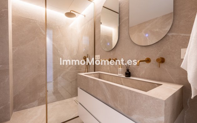 Resale - Townhouse - Marbella - Nueva Andalucía