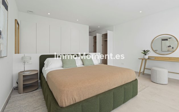 Obra nueva - Villa independiente - Benidorm