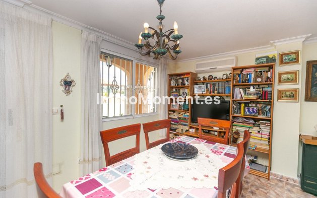 Bestaande woning - Vrijstaande villa - Orihuela - Orihuela Costa