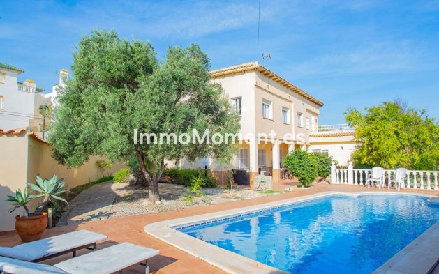 Bestaande woning - Vrijstaande villa - Torrevieja - Torre la mata