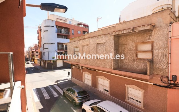 Wiederverkauf - Wohnung - Torrevieja - Torrevieja Centro