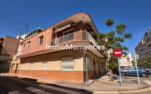 Wiederverkauf - Wohnung - Torrevieja - Torrevieja Centro