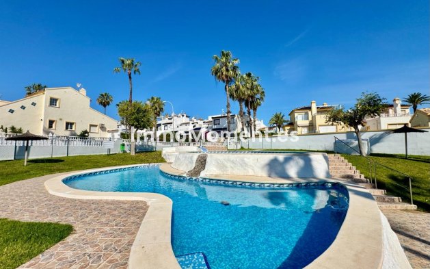 Bestaande woning - Vrijstaande villa - Orihuela - Orihuela Costa