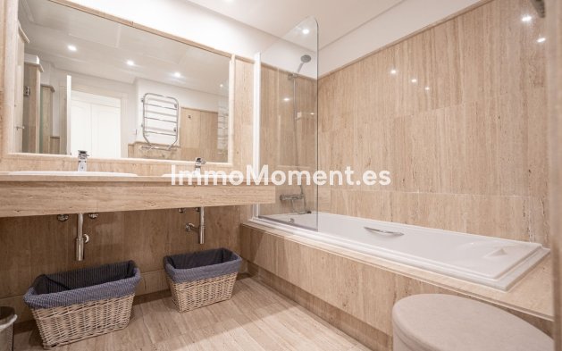Resale - Apartment - Marbella - Marbella Centro