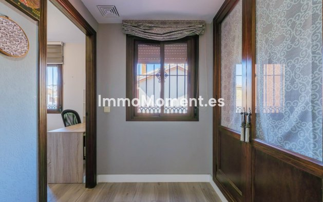 Resale - Detached villa - Málaga - Puerto de la Torre