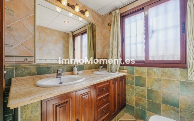 Resale - Detached villa - Málaga - Puerto de la Torre