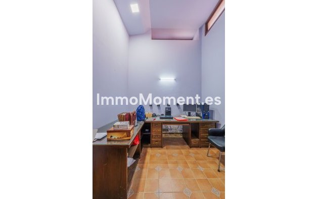 Resale - Detached villa - Málaga - Puerto de la Torre