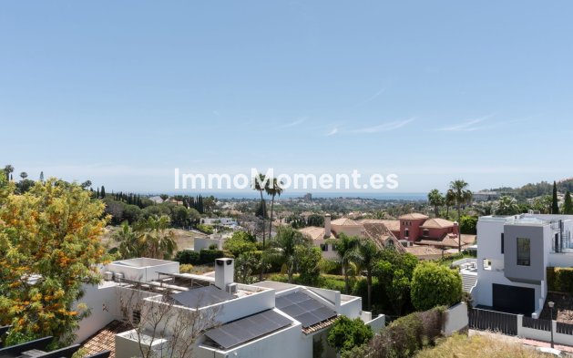 Revente - Appartement - Marbella - Nueva Andalucía