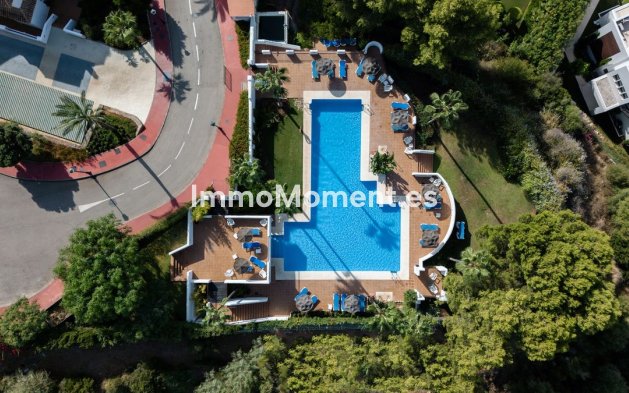 Revente - Appartement - Marbella - Nueva Andalucía