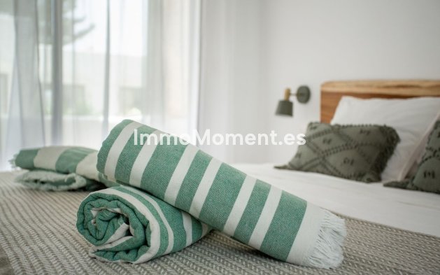Resale - Apartment - Estepona - New Golden Mile
