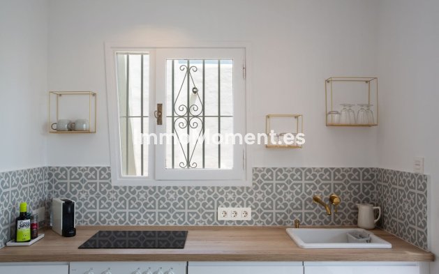 Resale - Apartment - Estepona - New Golden Mile