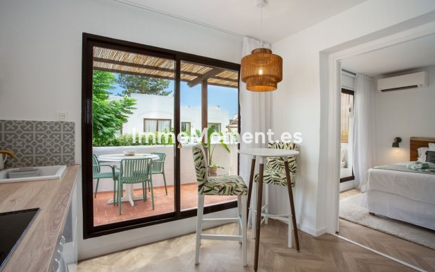 Resale - Apartment - Estepona - New Golden Mile