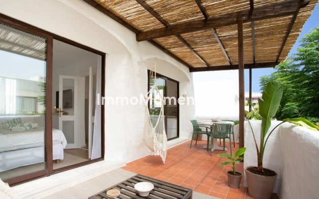 Resale - Apartment - Estepona - New Golden Mile
