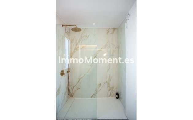 Resale - Apartment - Estepona - New Golden Mile