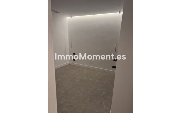 Resale - Apartment - Benahavís - La Quinta