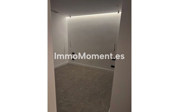 Resale - Apartment - Benahavís - La Quinta