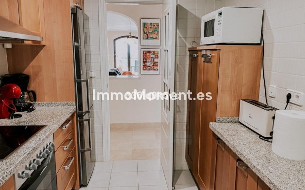 Reventa - Apartamento - Benahavís - Los Arqueros