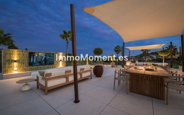Resale - Detached villa - Marbella - Nueva Andalucía