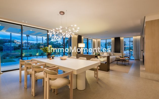 Resale - Detached villa - Marbella - Nueva Andalucía