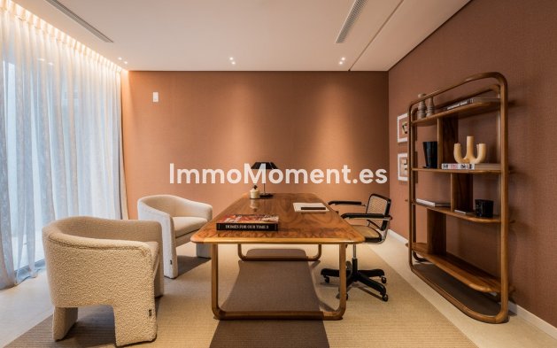 Resale - Detached villa - Marbella - Nueva Andalucía