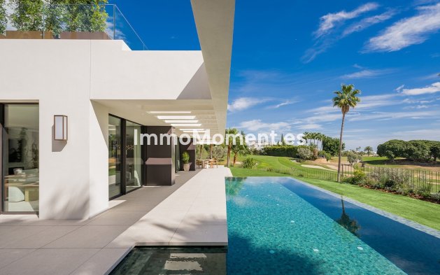 Resale - Detached villa - Marbella - Nueva Andalucía
