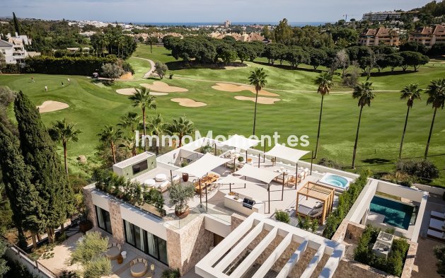 Resale - Detached villa - Marbella - Nueva Andalucía