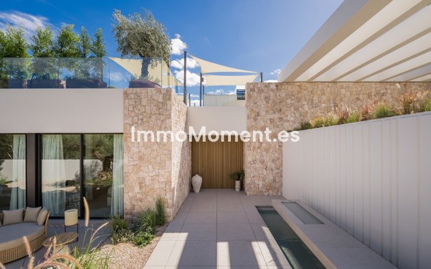 Resale - Detached villa - Marbella - Nueva Andalucía