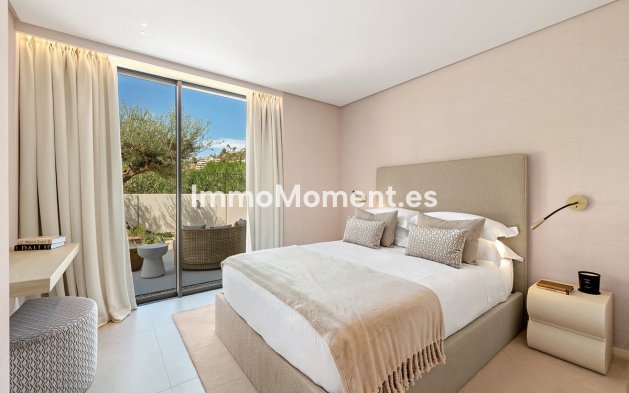 Resale - Detached villa - Marbella - Nueva Andalucía