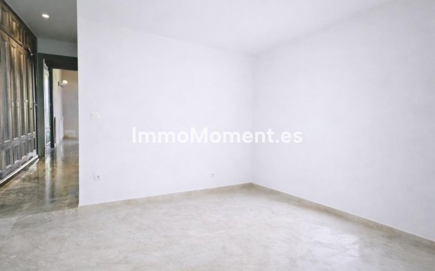 Revente - Appartement - Estepona  - Selwo