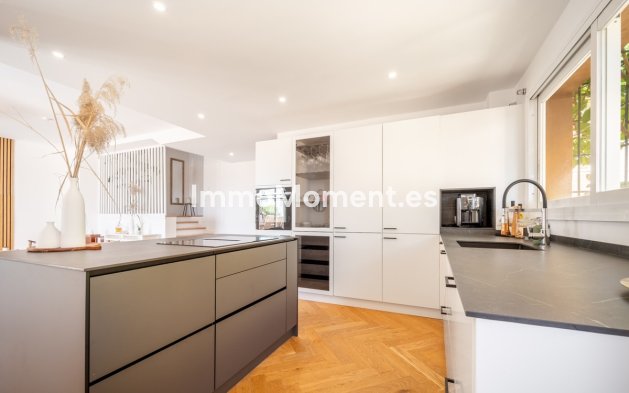 Revente - Appartement - Marbella - Nueva Andalucía