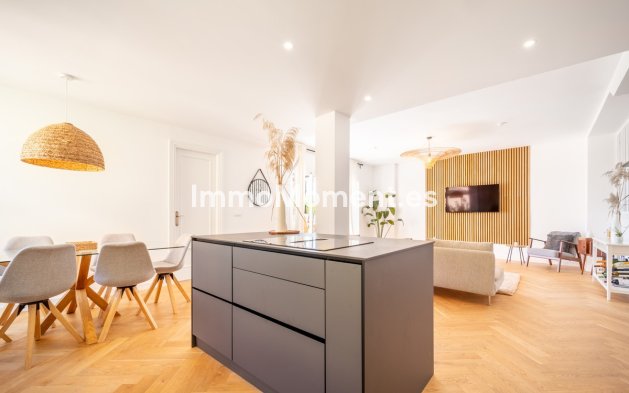 Revente - Appartement - Marbella - Nueva Andalucía