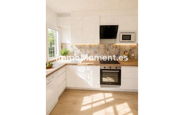 Reventa - Apartamento - Estepona  - Benamara