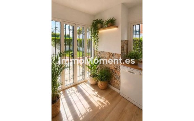 Reventa - Apartamento - Estepona  - Benamara