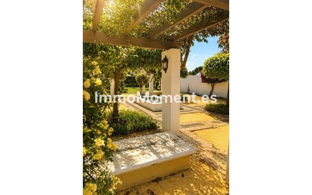 Reventa - Apartamento - Estepona  - Benamara