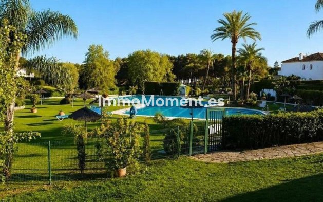 Reventa - Apartamento - Estepona  - Benamara