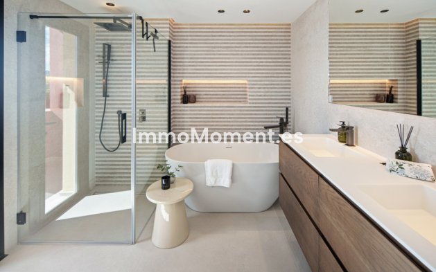 Resale - Apartment - Benahavís - Monte Halcones