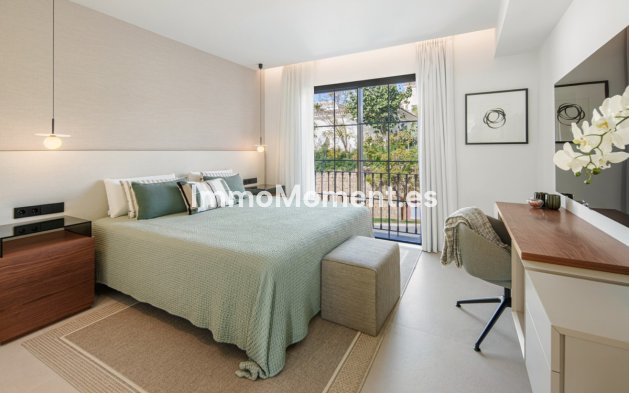 Resale - Apartment - Benahavís - Monte Halcones